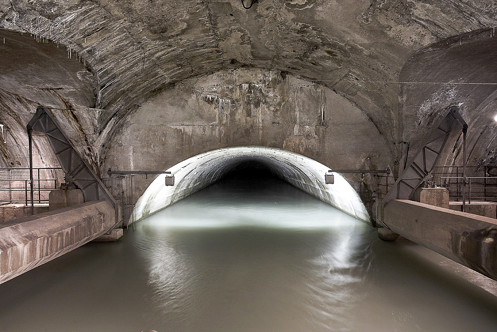 Acque Centrale idroelettrica di Quart produzione energia completamente Verde