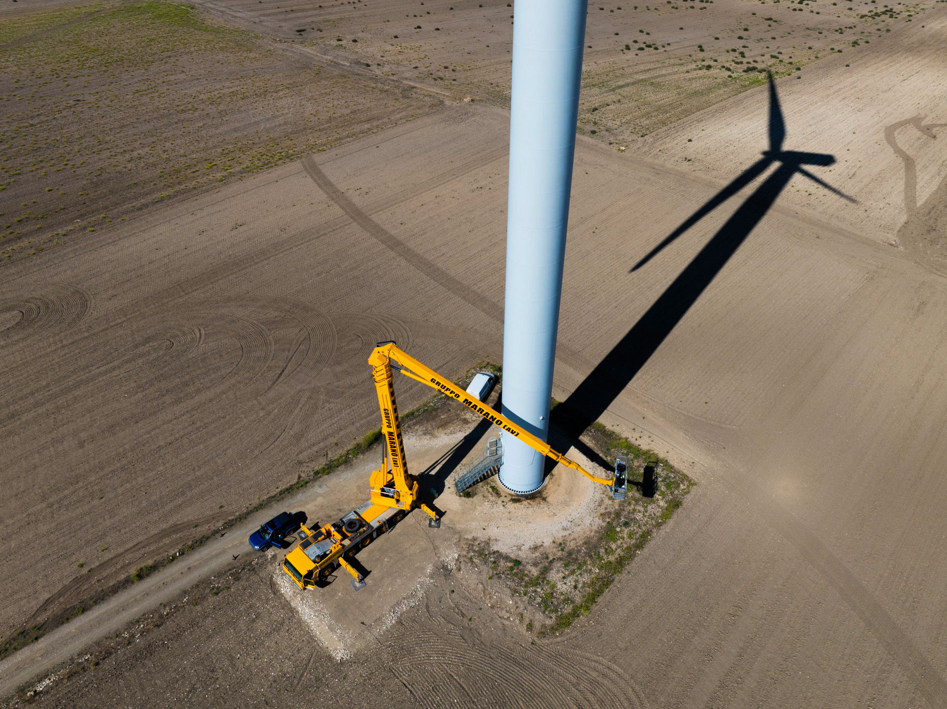 Impianto produzione energia verde eolica rinnovabile di Ponte Albanito